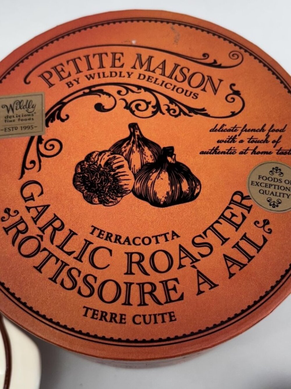 NEW Petite Maison Terracotta Garlic Roaster by Wildly Delicious in Original Box